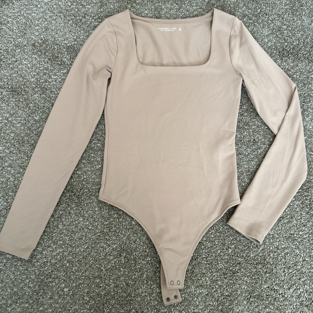 Abercrombie Square Neck Long Sleeve Bodysuit